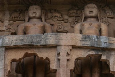 Jain-Felsskulpturen/ Indien