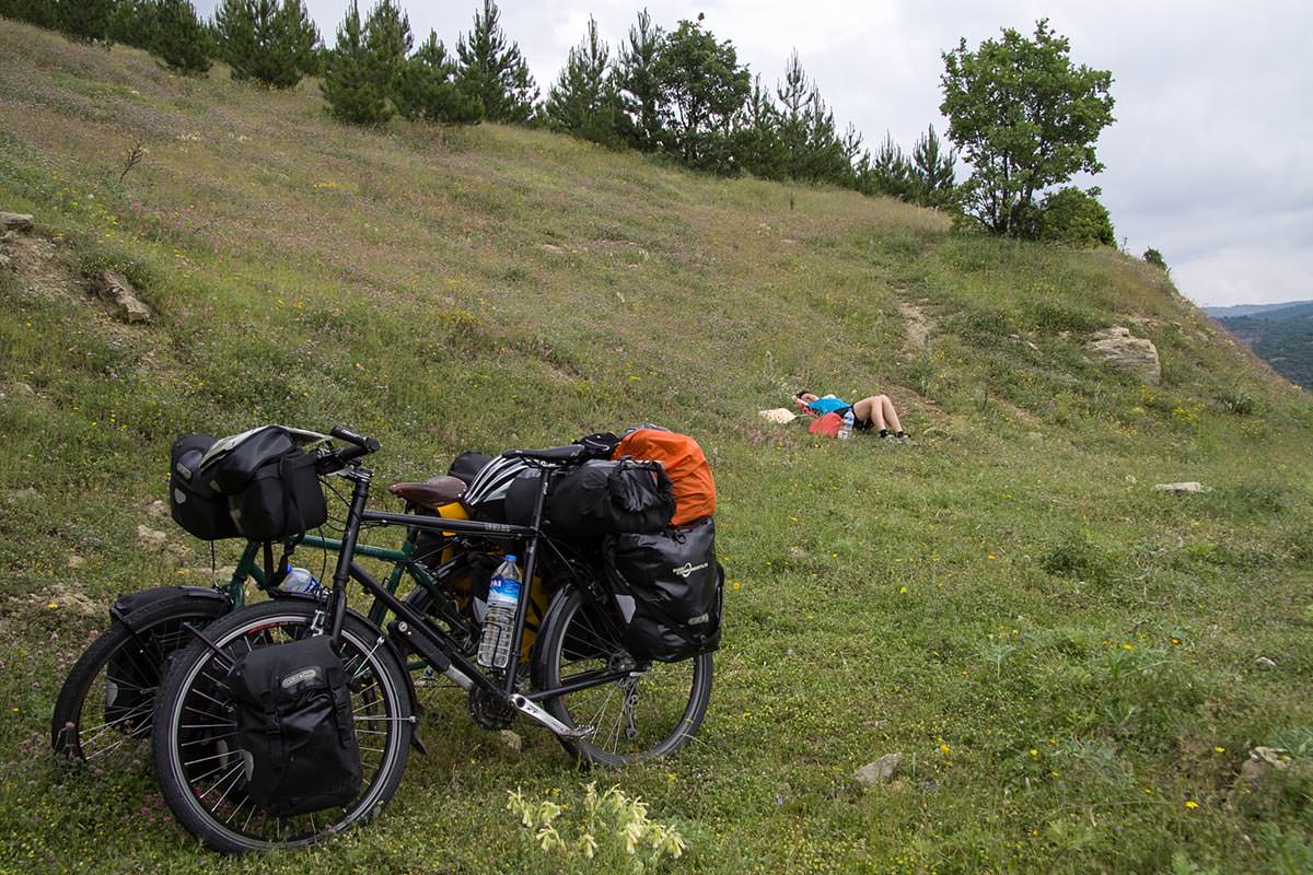 Ruhepause hinter Domanic
