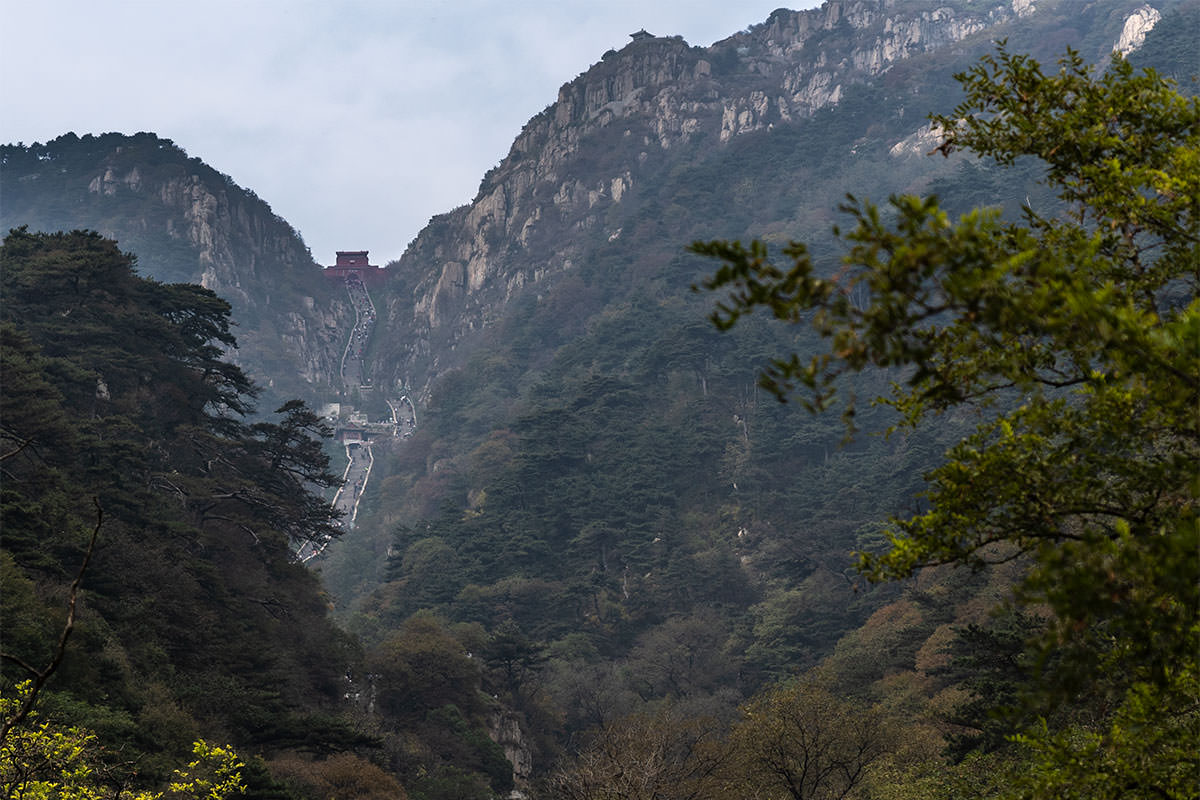 Taishan-Südtor / Shandong