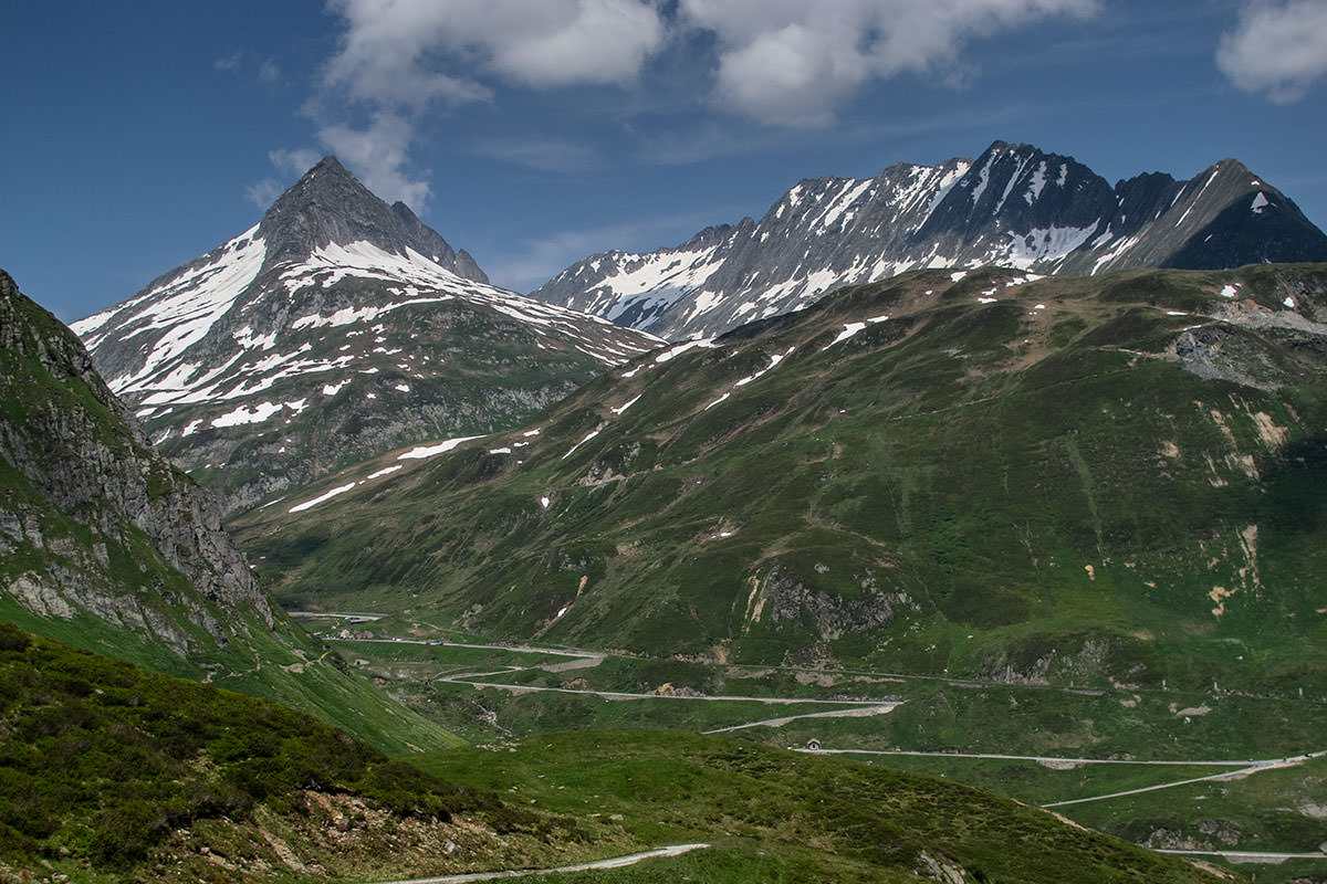 Abfahrt vom Oberalppass / Schweiz